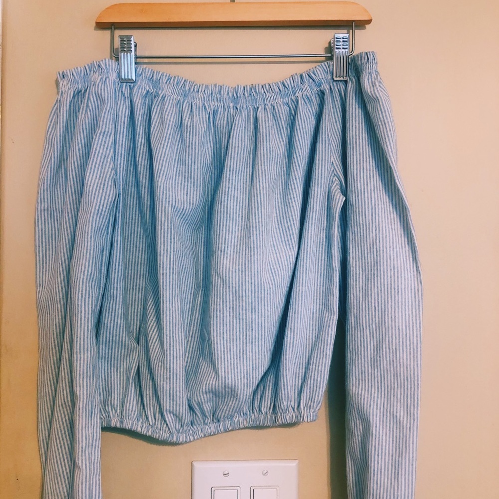 Brandy Melville John Galt Off the Shoulder Top